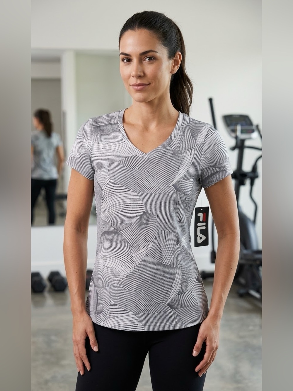 NWT Fila Women’s V-Neck Athletic Top Gray White Graphic Workout Activewear Small
